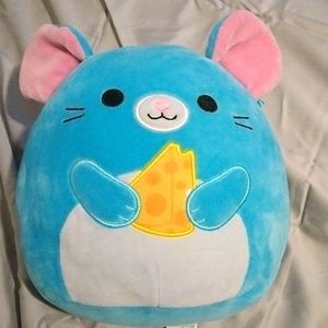 NWOT Mouse with Cheese Squishmallow
